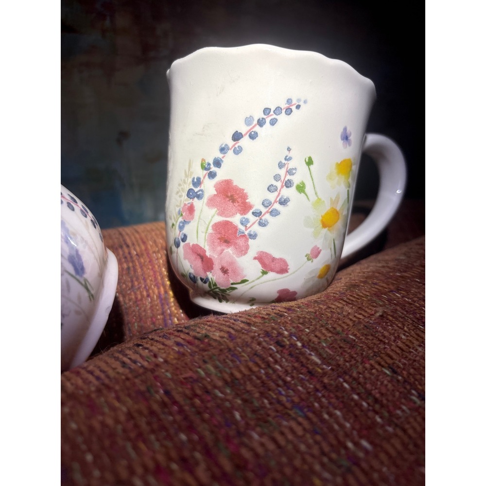 Sur La Table Wildflower Butterfly Ceramic Coffee Mug Scalloped Rim Cream Floral